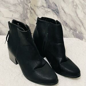 Maurices Black Ankle Boots with Sleek Design